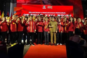 Sinaga Lantik Pengurus Depidar Soksi Maluku Periode 2024-2029